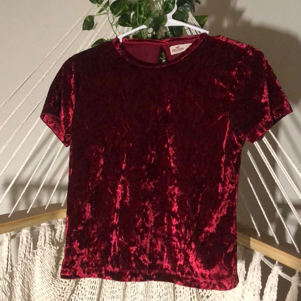 HOLLISTER VELVET CROP TOP MAROON RUBY RED S
